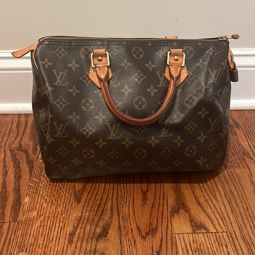 Authentic Louis Vuitton Speedy